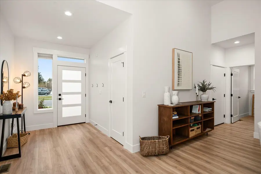 1824 N Jakeman Ct, Greenacres, WA 99016 - Image #3