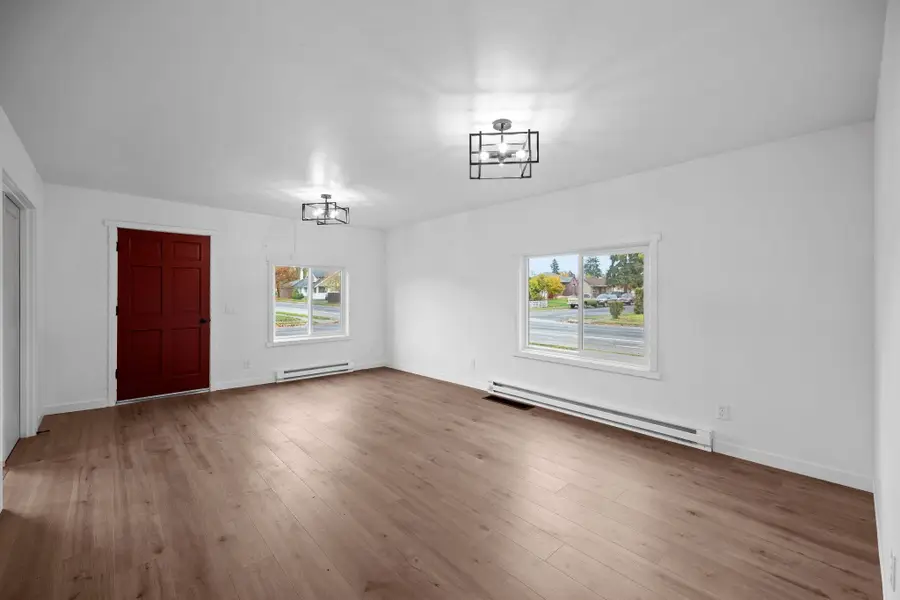 426 E Olympic Ave, Spokane, WA 99207 - Image #3