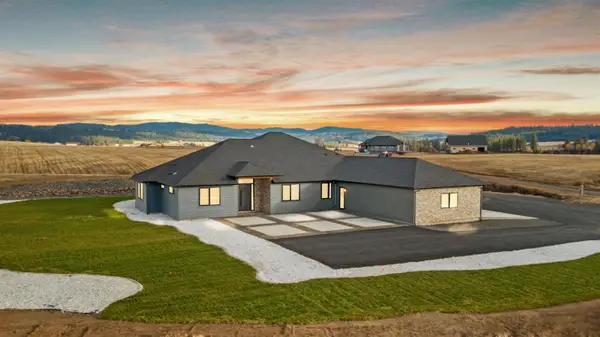 13790 N Bruce Rd, Mead, WA 99021