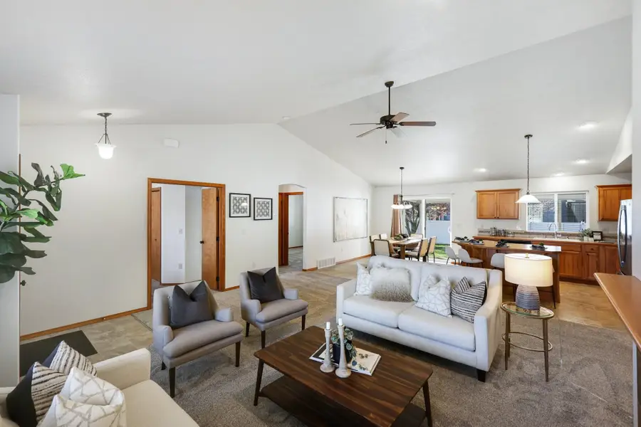 5103 N Mcintosh Ct, Spokane, WA 99206 - Image #3