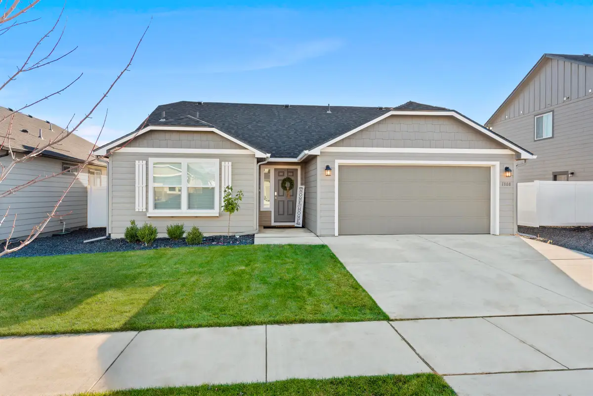 1808 E C St, Deer Park, WA 99006 - Image #1