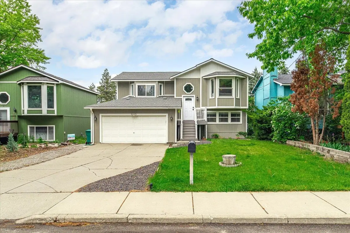 3815 E 19th Ave, Spokane, WA 99223 - #1