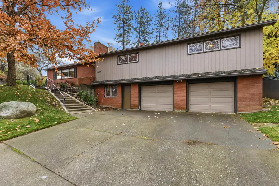 1907 S Oneida Pl, Spokane, WA 99203 - Image #3