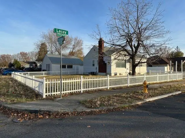 1748 N Lacey St, Spokane, WA 99207 - Image #3