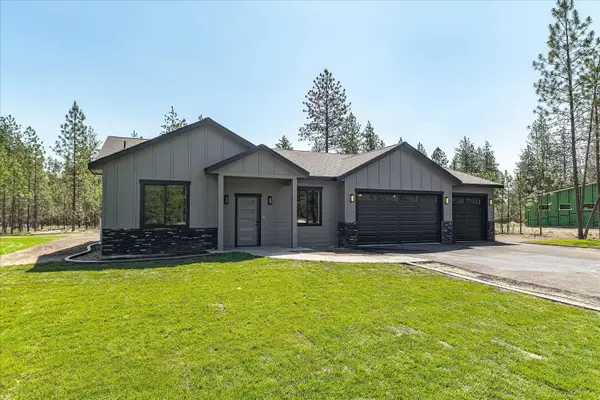 6571 Kate Dr, Nine Mile Falls, WA 99206