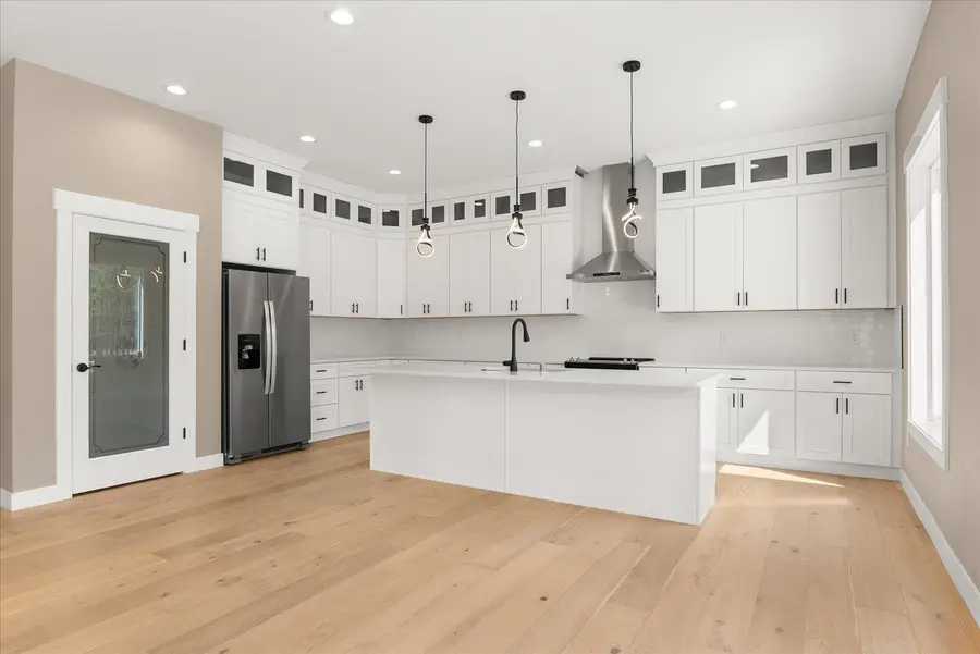 6571 Kate Dr, Nine Mile Falls, WA 99026 - Image #2