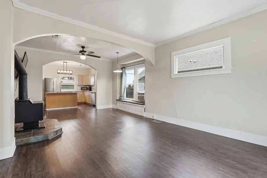 1028 E Courtland Ave, Spokane, WA 99207 - Image #3