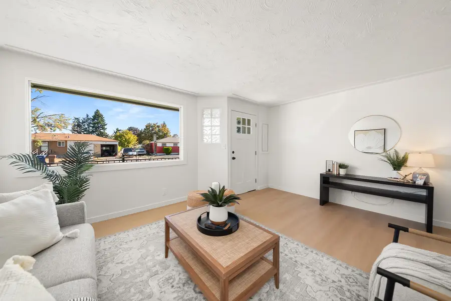 2817 N Stone St, Spokane, WA 99207 - Image #3