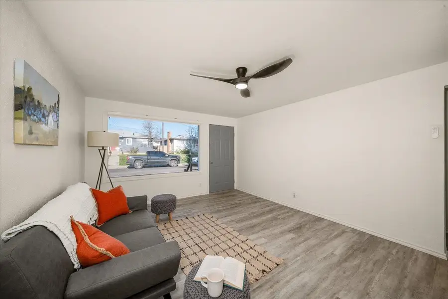 1524 E Walton Ave, Spokane, WA 99207 - Image #3