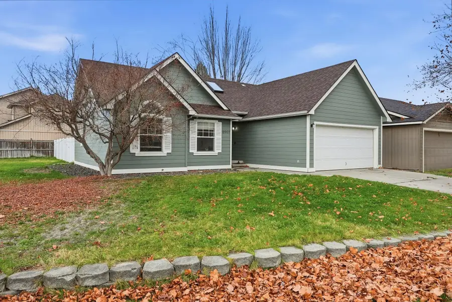 18907 E Baldwin Ln, Greenacres, WA 99016 - Image #2