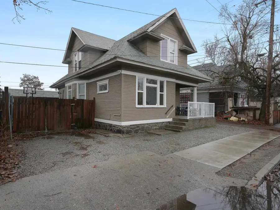 1114 N Elm St, Spokane, WA 99201 - Image #2