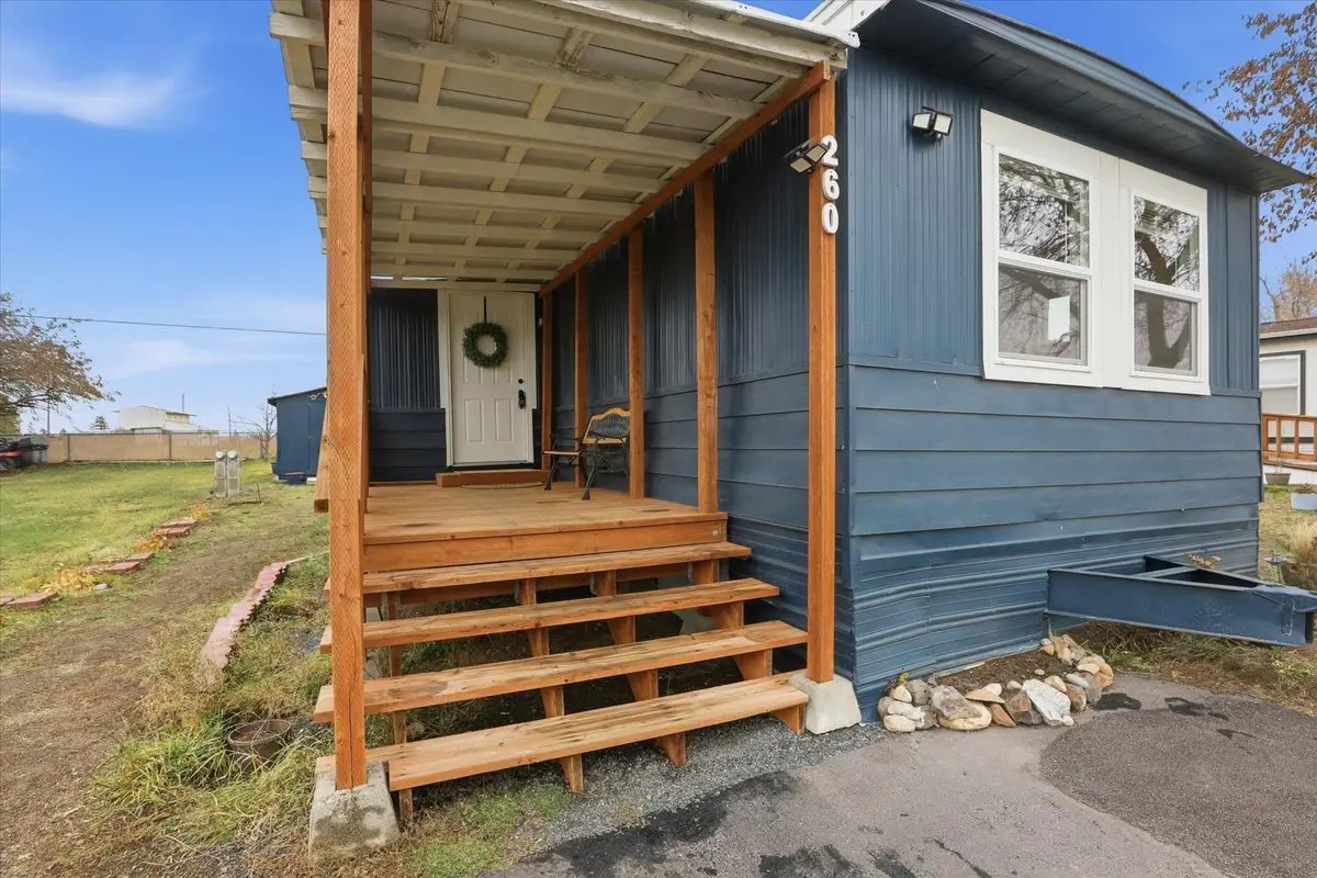 2201 N Craig Rd, Spokane, WA 99224 - Image #1