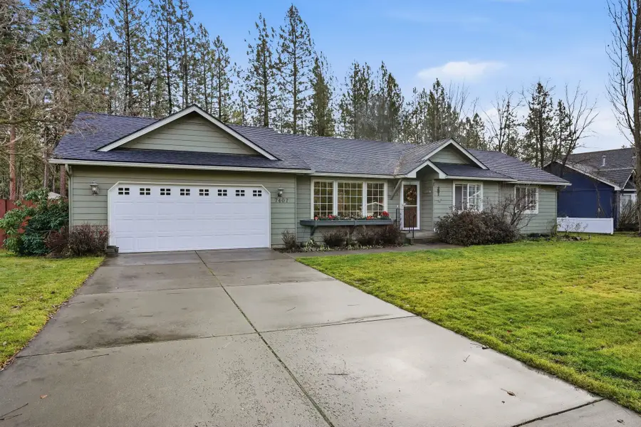 7407 W Ridgecrest Ave, Nine Mile Falls, WA 99026 - Image #2