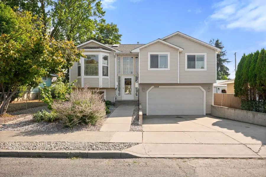 3808 E 26th Ave, Spokane, WA 99223 - Image #2