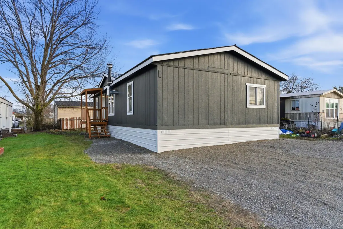 11705 N Wilson St, Mead, WA 99021 - Image #1