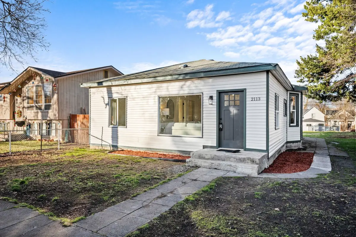 2113 E 5th Ave, Spokane, WA 99202 - #1