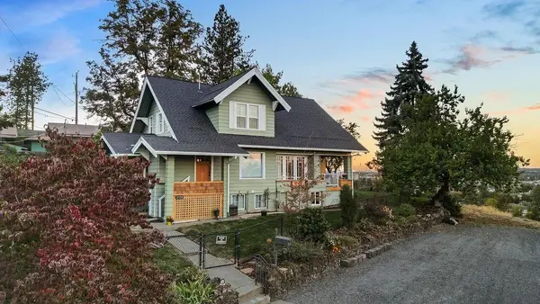 2128 E Altamont Pl, Spokane, WA 99202