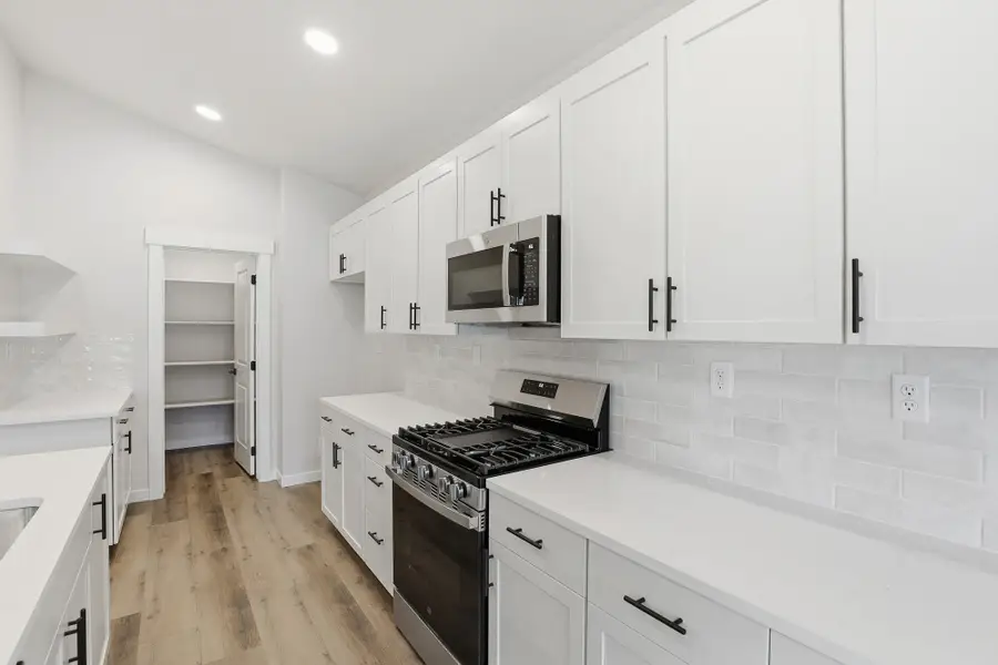 5328 N Sun Beam Ln, Spokane, WA 99217 - #3