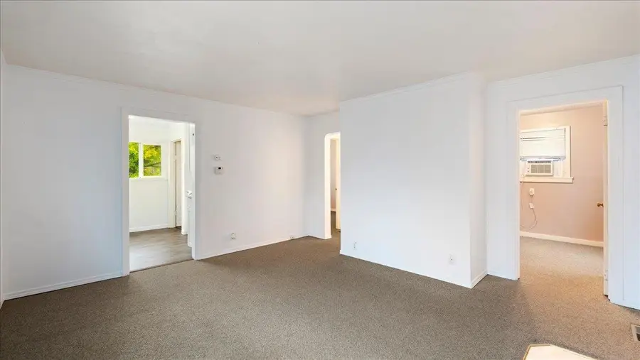 921 E Lacrosse Ave, Spokane, WA 99207 - Image #3