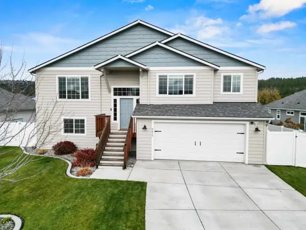 9817 E Hoffman Ct, Spokane Valley, WA 99206