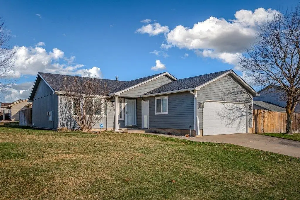 1705 E Johnson Ln, Deer Park, WA 99006 - Image #1