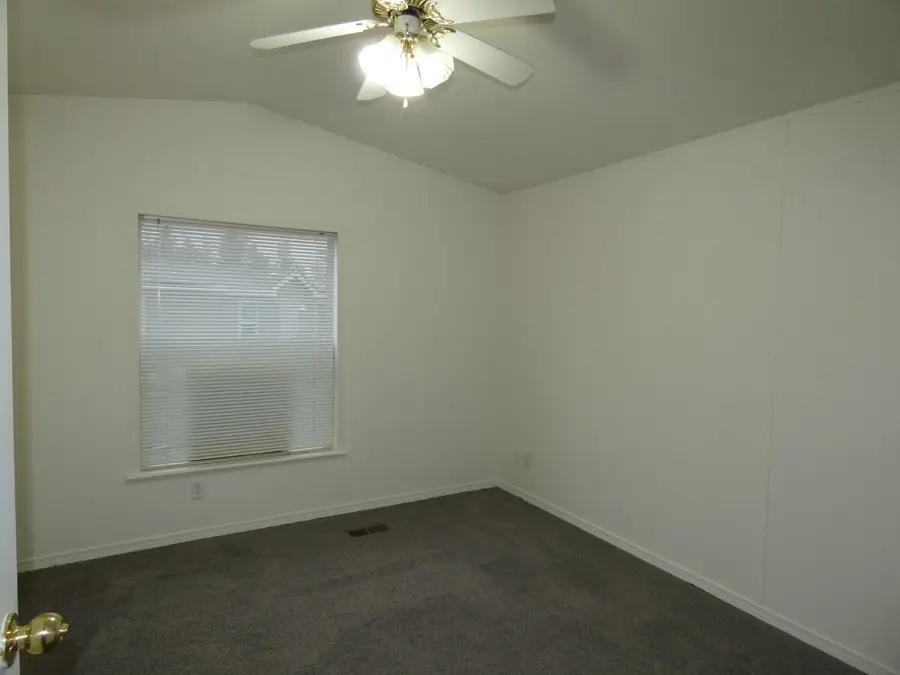 840 W 1st #6 St, Cheney, WA 99004 - Image #3