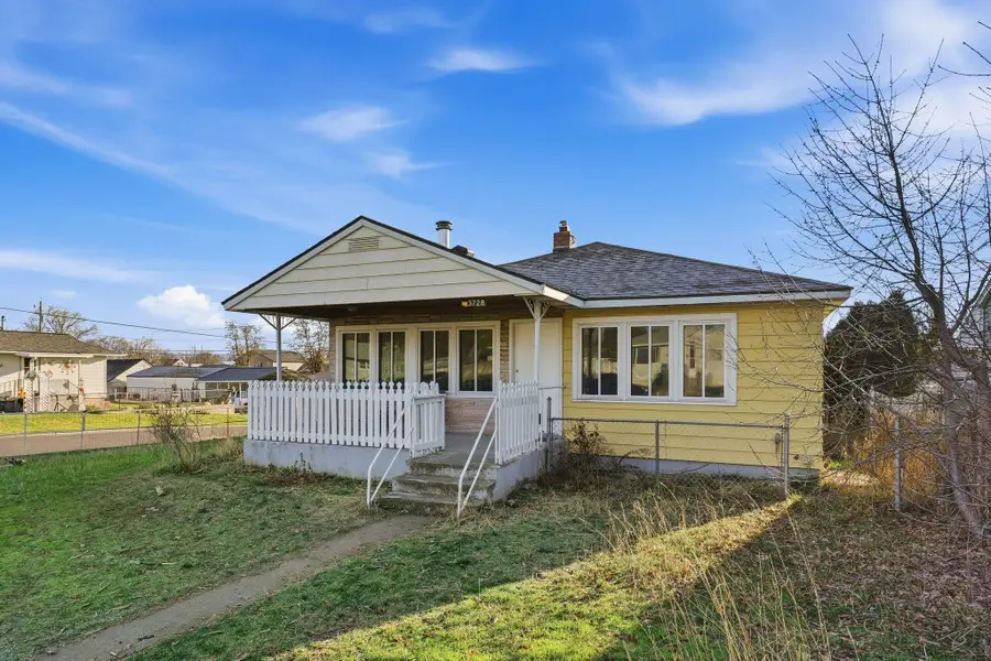 3728 E Cleveland Ave, Spokane, WA 99217 - Image #2