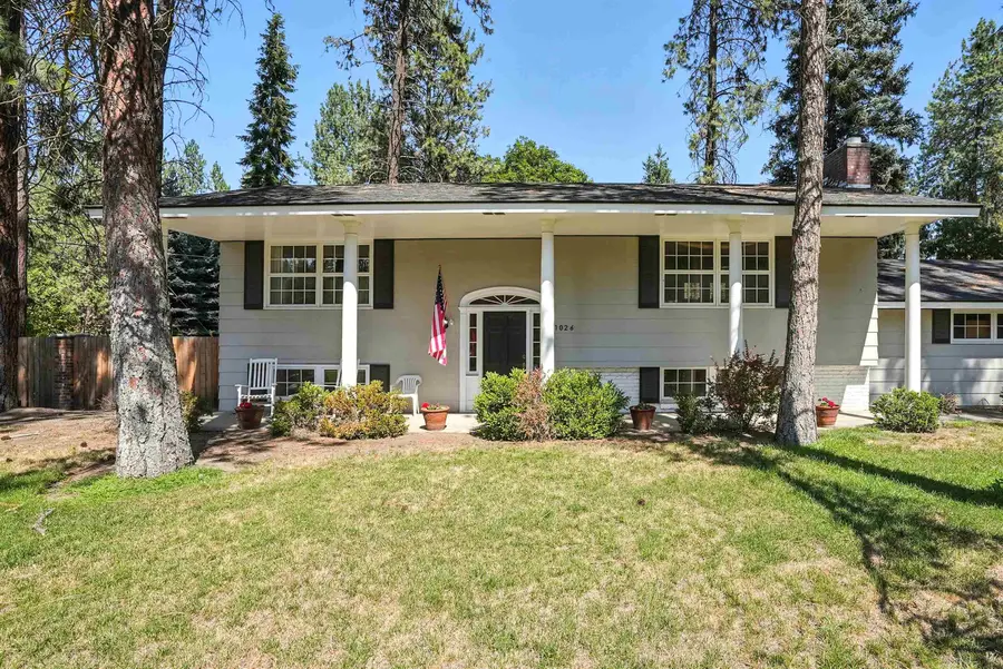 1026 W Woodway Ave, Spokane, WA 99218 - Image #2