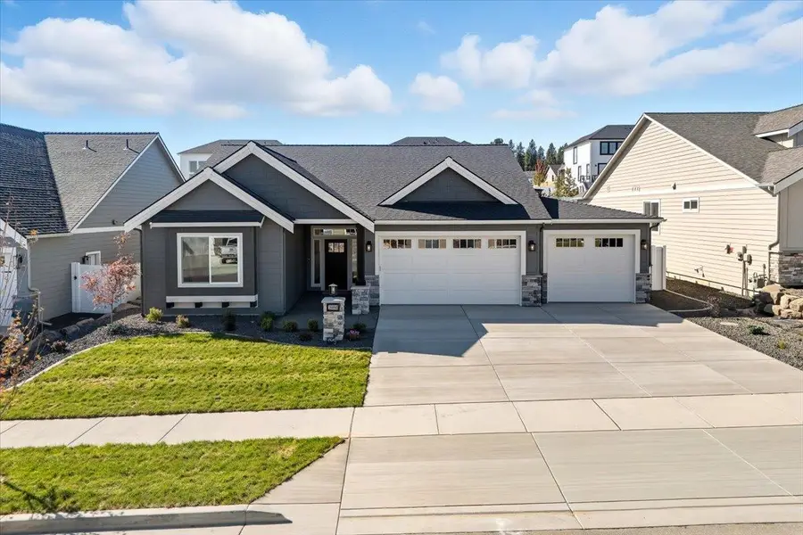 18066 E Wind Rose Ct, Greenacres, WA 99016 - Image #2