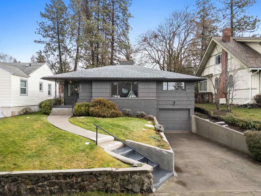1511 S Maple St, Spokane, WA 99203 - Image #2