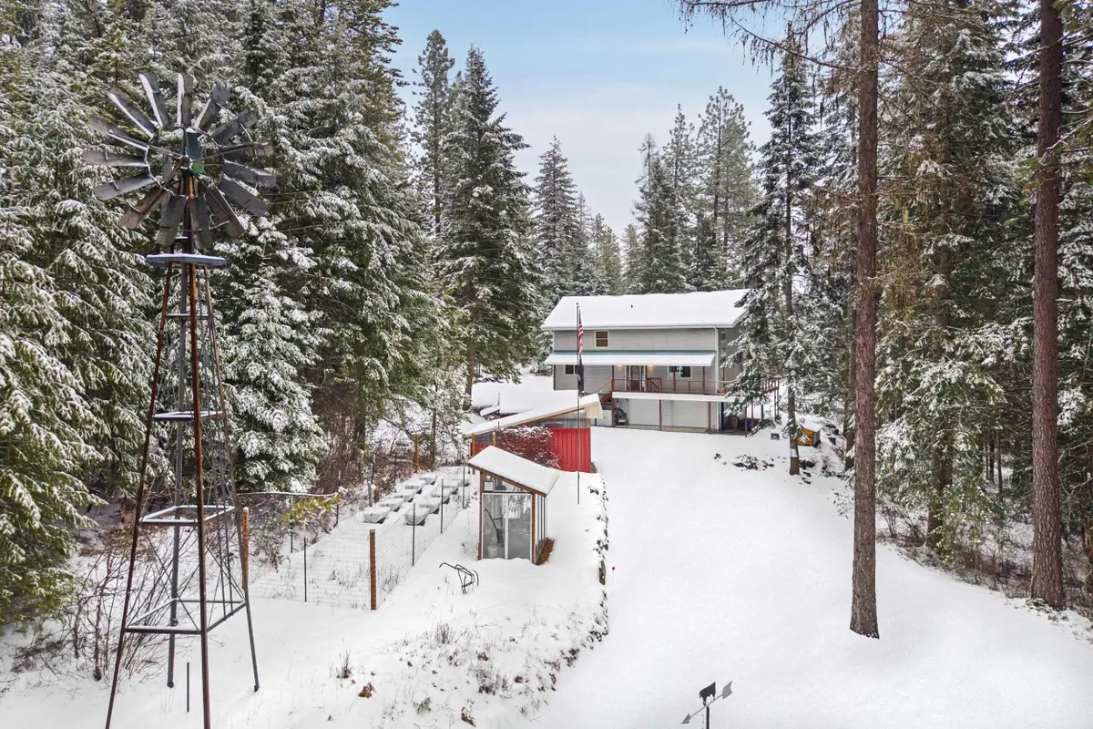 2542 Rocky Gorge Rd, Newport, WA 99156 - Image #1