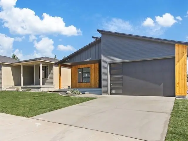 3335 S Morrill Ln, Spokane, WA 99223 - Image #3