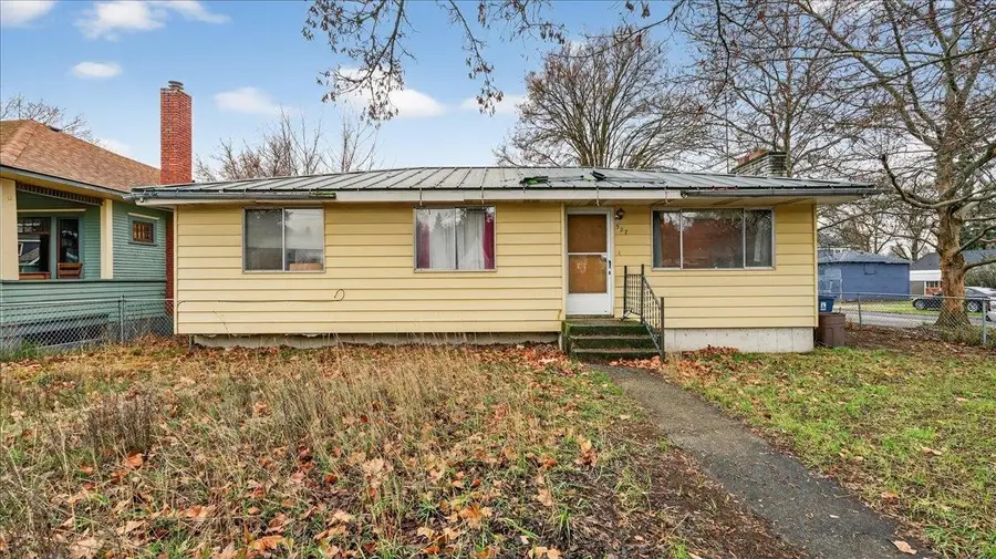 527 W Dalton Ave, Spokane, WA 99205 - Image #2