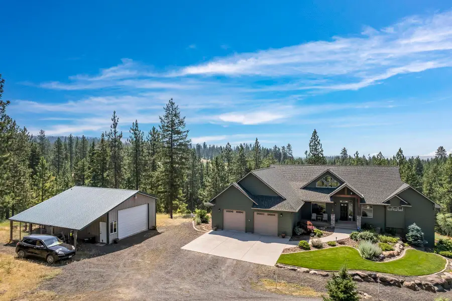 12715 E Deer Creek Rd, Chattaroy, WA 99003 - Image #2