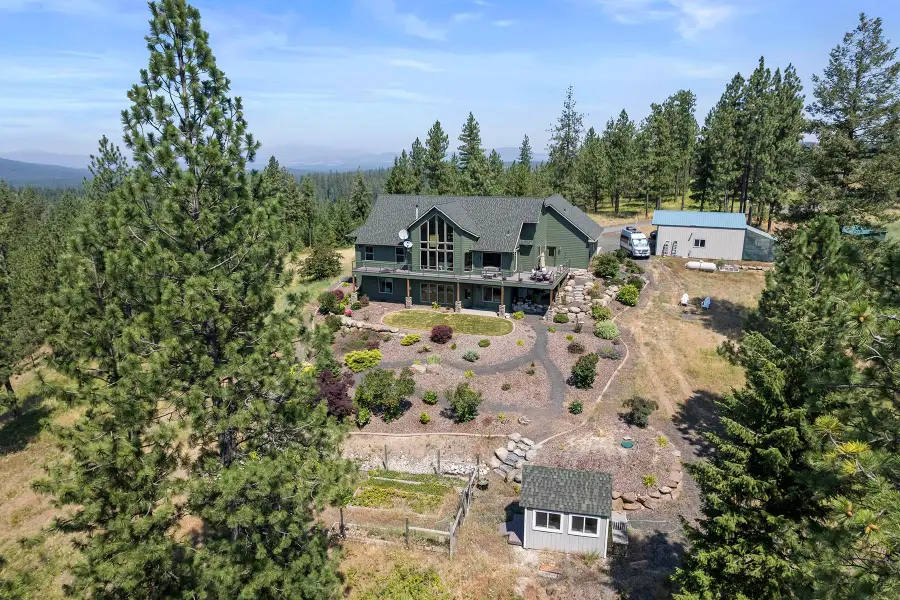 12715 E Deer Creek Rd, Chattaroy, WA 99003 - Image #3