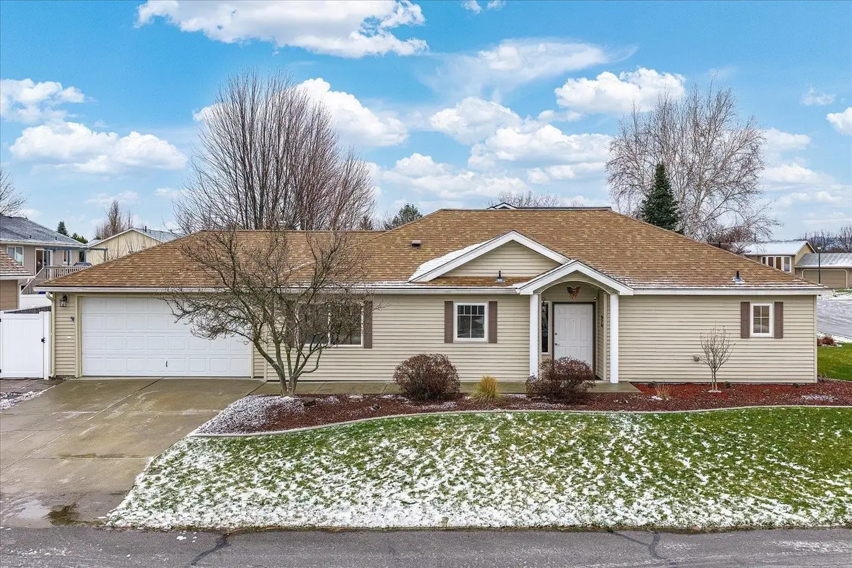 1620 N Harmony Ln, Greenacres, WA 99016 - Image #1