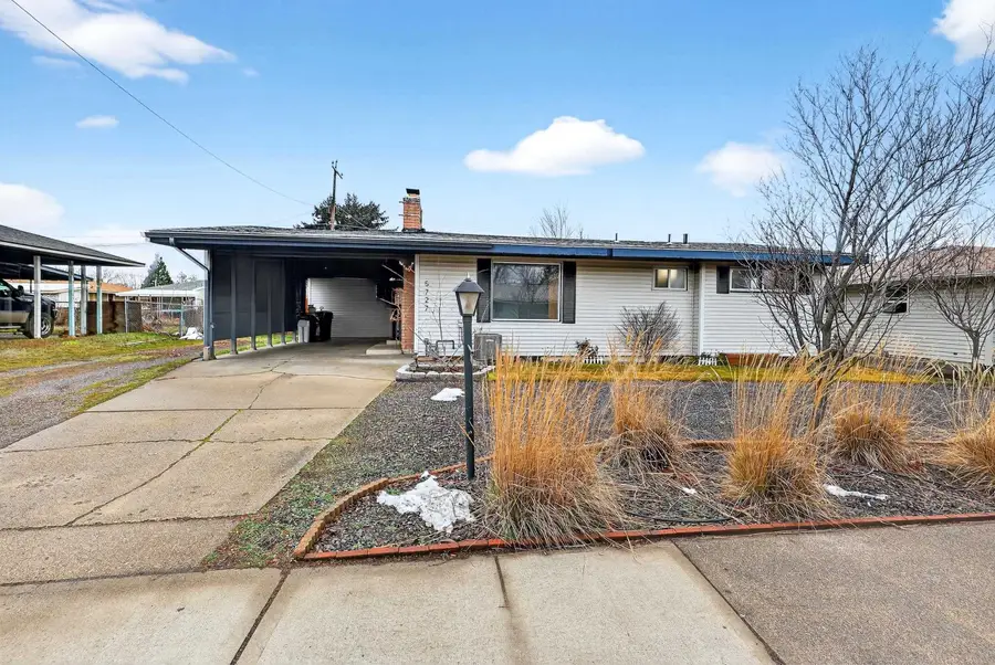 5727 N Maple St, Spokane, WA 99205 - Image #2