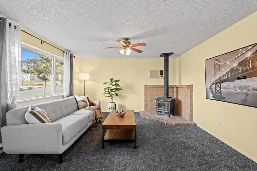 305 Holladay Dr, Cheney, WA 99004 - Image #2