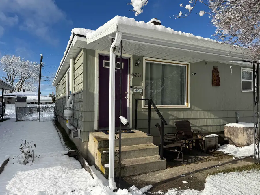 6209 Whitehouse St, Spokane, WA 99205 - Image #2