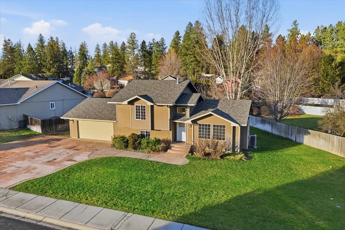 305 E Midway Rd, Colbert, WA 99005 - Image #1