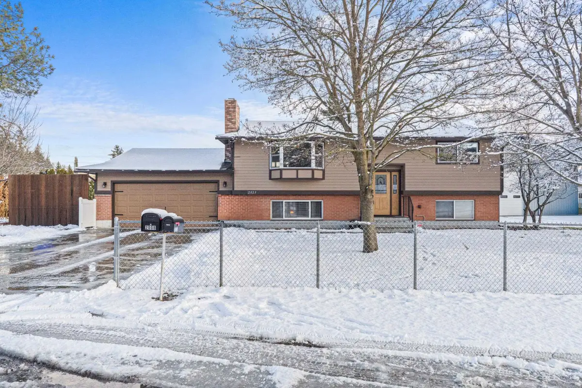 2023 S Balfour Blvd, Spokane, WA 99216 - Image #1
