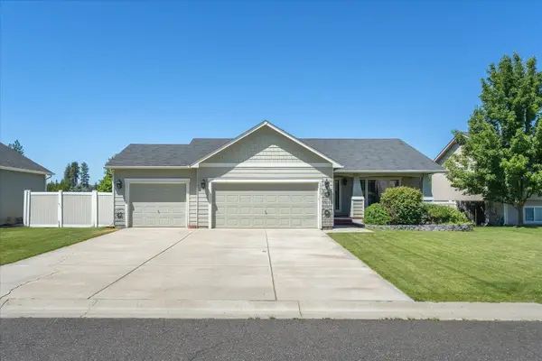 17913 N Colfax St, Colbert, WA 99005