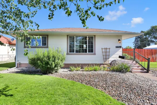 1529 E Bismarck Ave, Spokane, WA 99208