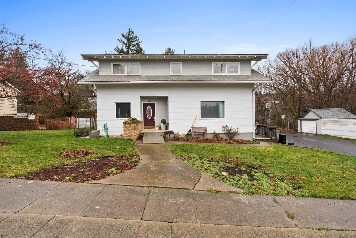 1002 S Mill St, Colfax, WA 99111 - Image #1