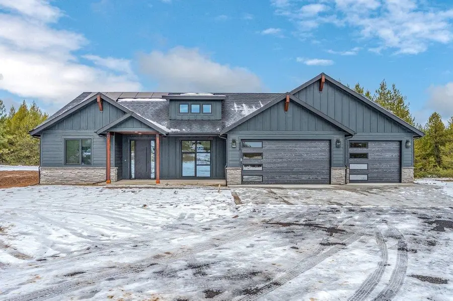 826 W Slaton Ln, Deer Park, WA 99006 - Image #2