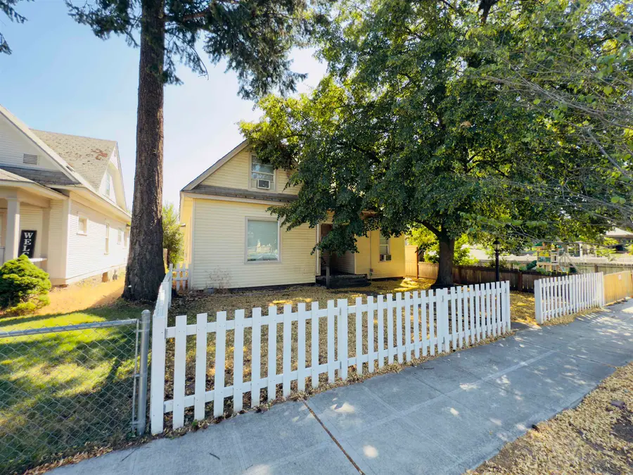 2823 W Sharp Ave, Spokane, WA 99201 - Image #2