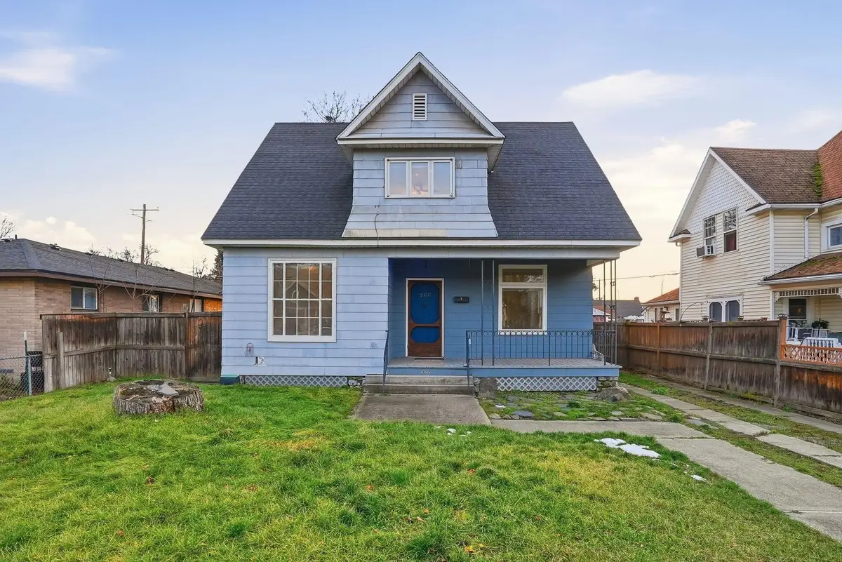 907 W Fairview Ave, Spokane, WA 99205 - Image #1