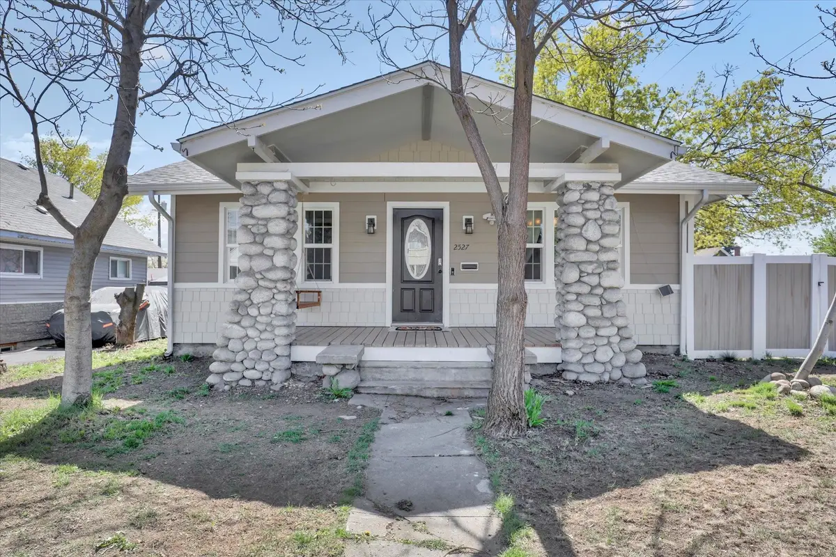 2527 W Liberty Ave, Spokane, WA 99205 - Image #1