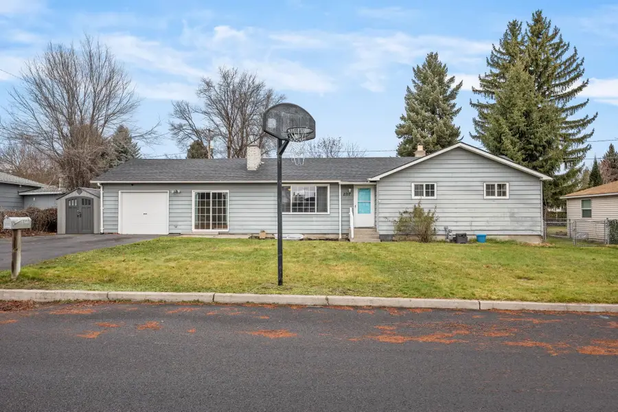 2717 E Garden Ave, Mead, WA 99021 - Image #2