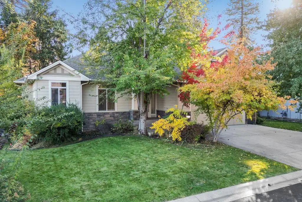 510 E Golden Eagle Ln, Colbert, WA 99005 - Image #1